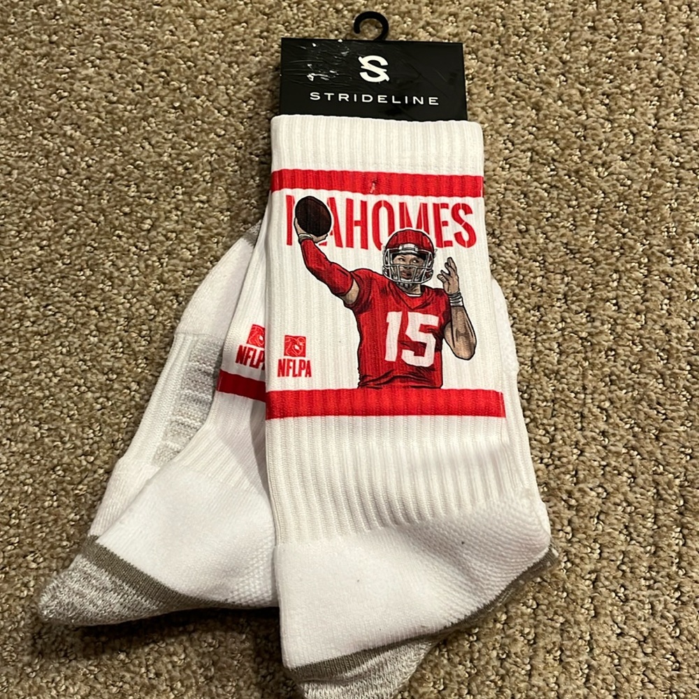 NWT mahomes socks